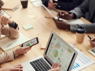 pexels-fauxels-3184639-300x300-mjEqZr64KqHa8EGY